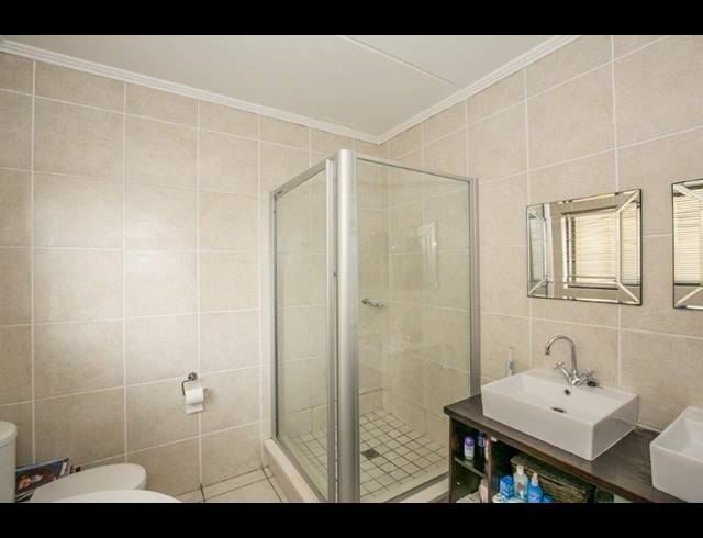 2 BEDROOM HOUSE FOR SALE IN SUNNINGHILL